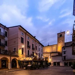 Hotel apartamentowy Flowers, Desenzano del Garda